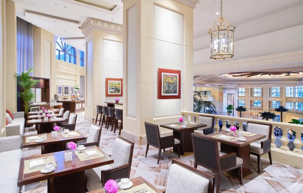 هتل پنینسولا